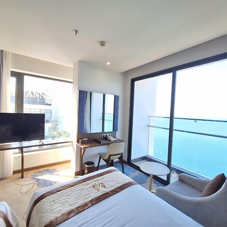 Vesna Hotel Nha Trang Esterno foto