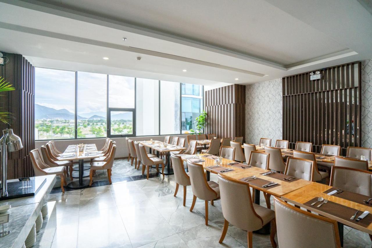 Vesna Hotel Nha Trang Esterno foto