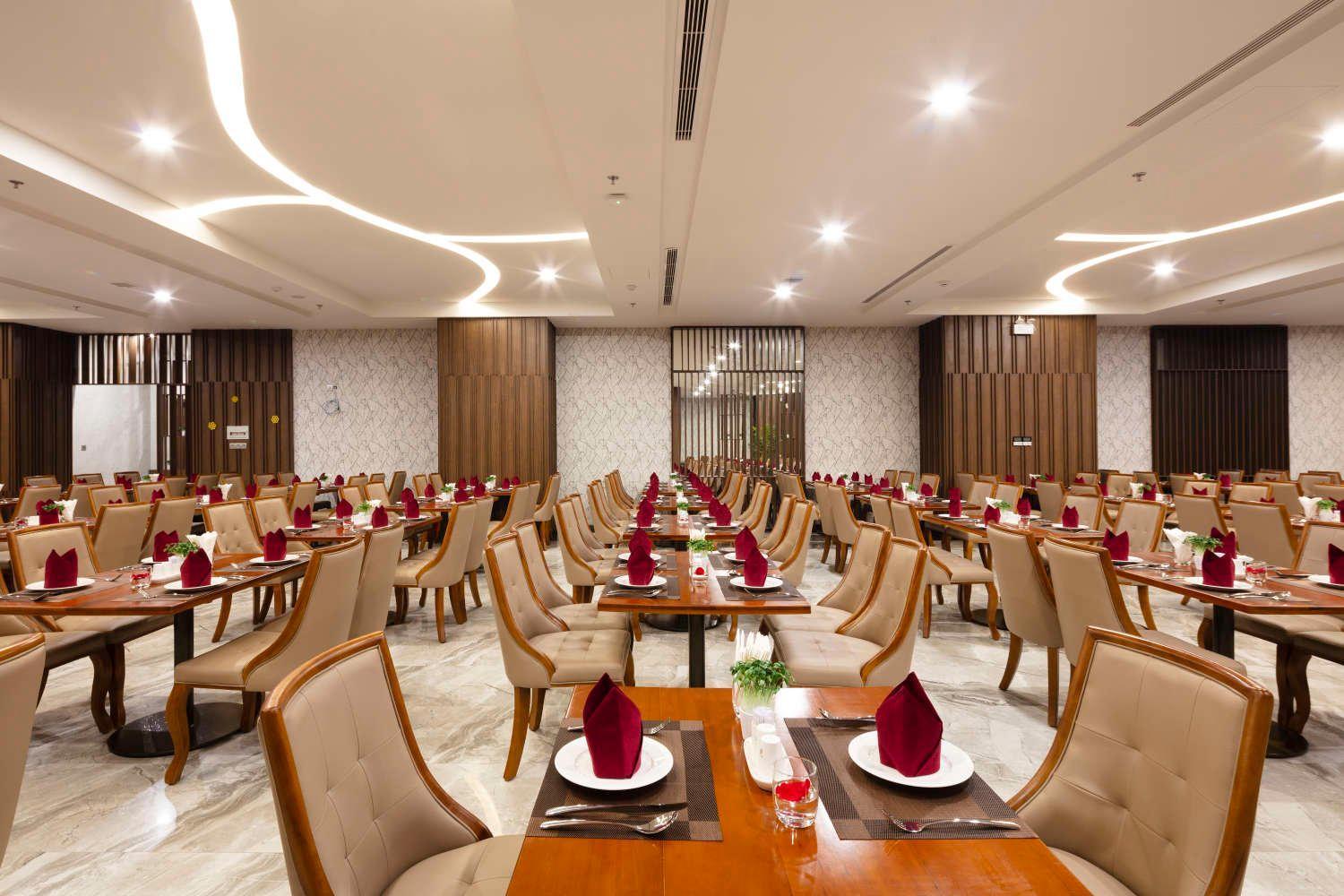 Vesna Hotel Nha Trang Esterno foto