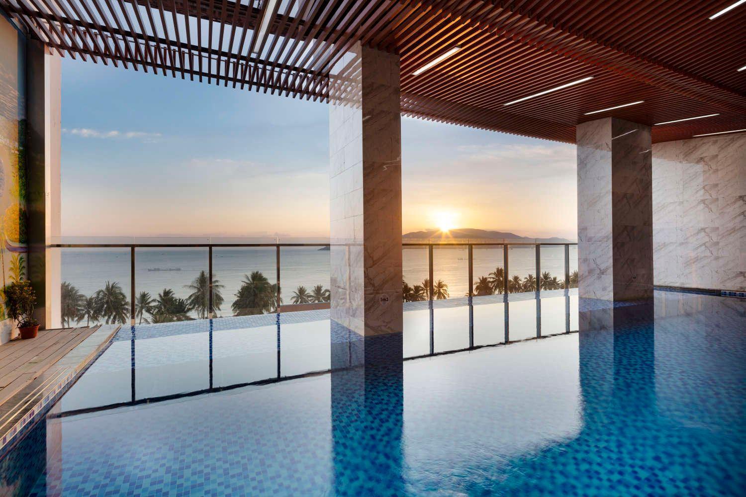 Vesna Hotel Nha Trang Esterno foto